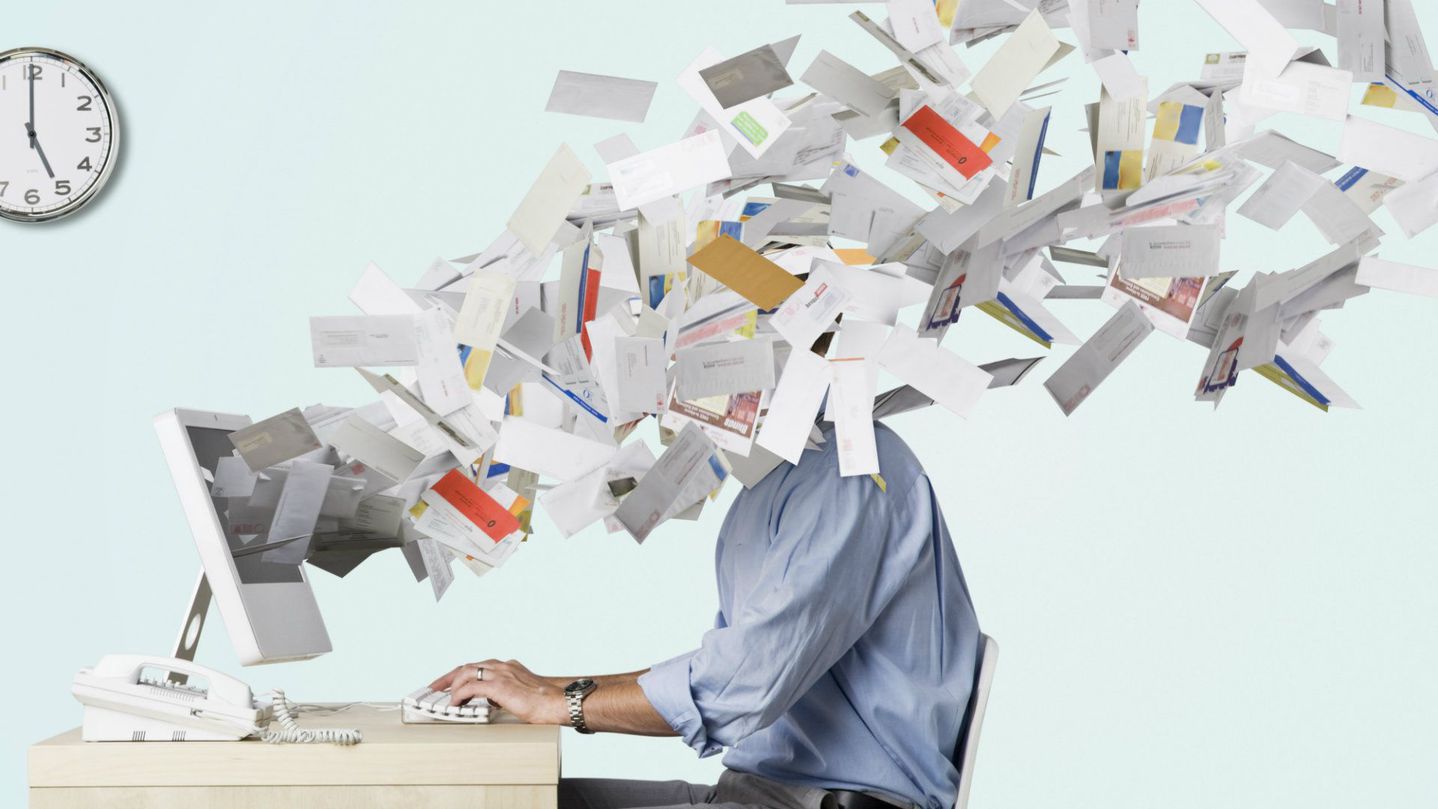 Information Overload, a big obstacle to productivity. How to fight it?
